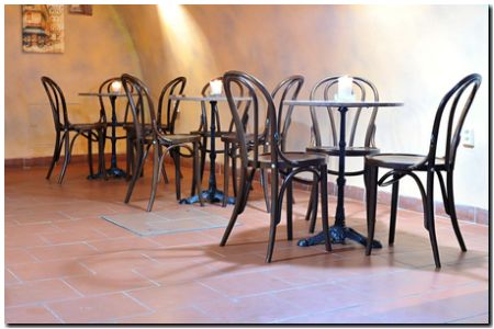 Dřevěná židle CLASSICO S10.