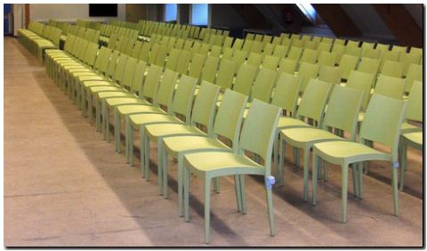 Plastová žodle stohovací IRIS Plastová židle IRIS