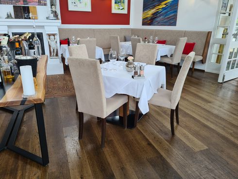 Čalouněné židle do restaurace