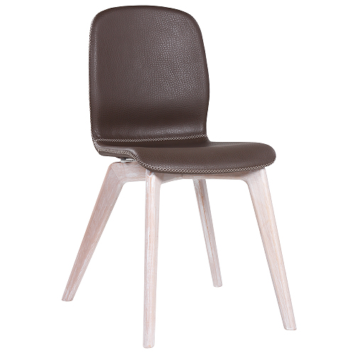 Designová židle s dřevěnou kostrou