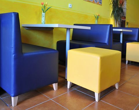 Čalouněné kostky MICA 2 Čalouněný taburet MICA 2