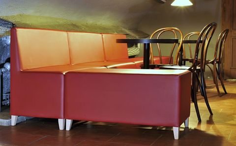 Čalouněný taburet MICA 2