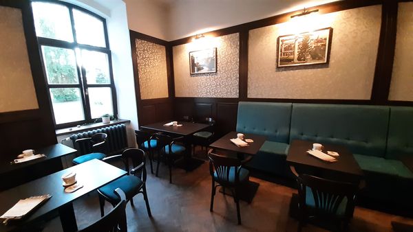 Čalouněné lavice do restaurace
