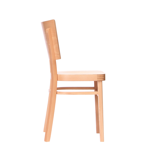 Židle s dřevěným sedákem