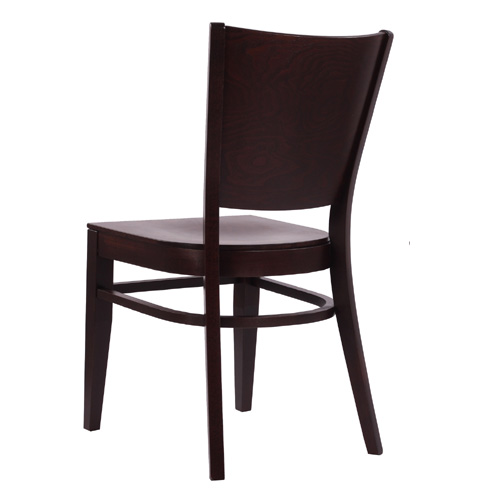 Dřevěné židle z ovýbaného masivu