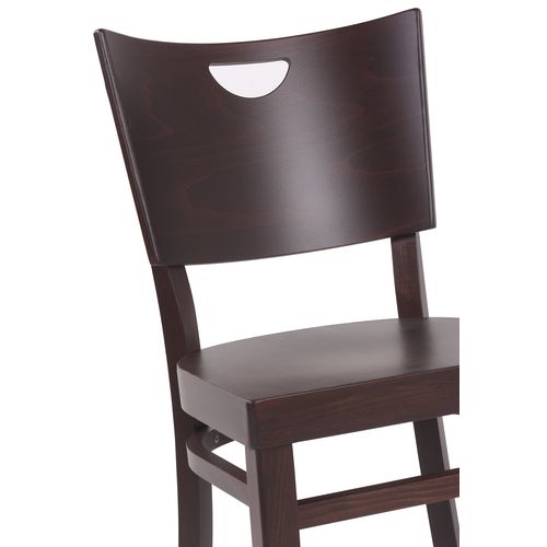 Dřevěné  židle do restaurace
