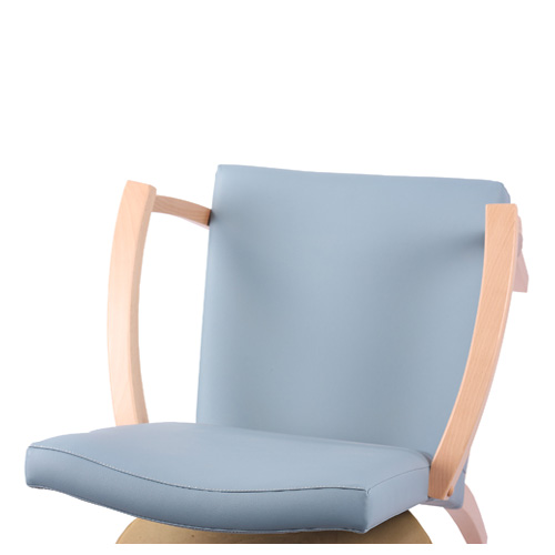 Široký sedák jídelní židle