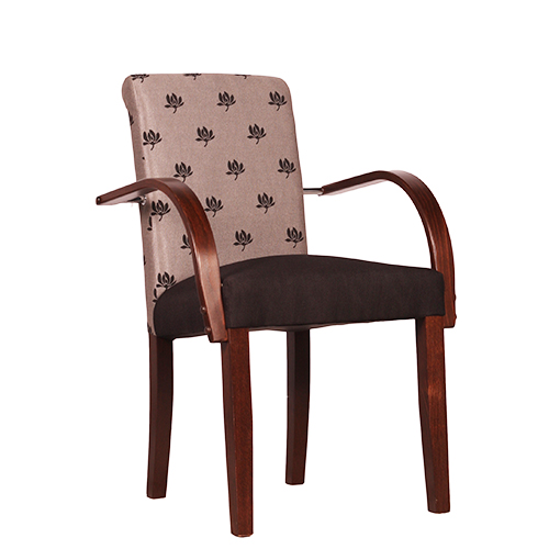 Dřevěné čalouněné židle do restaurace