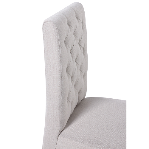 Ozdobné prešívanie na stoličkách