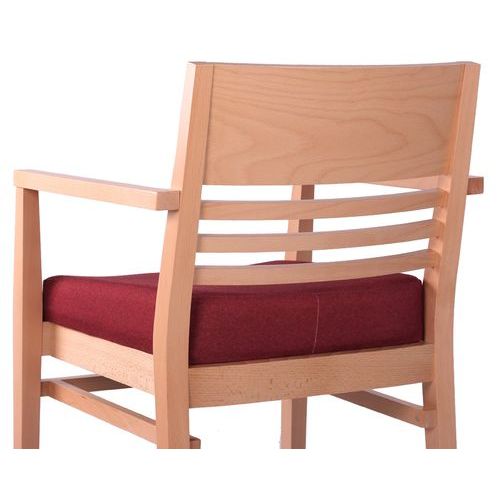 Dřevěné židle zvláštní čalounění zvýšený sedák