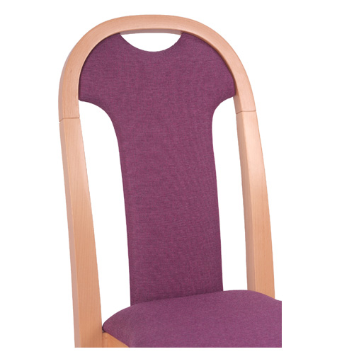 Dřevěné židle do restaurace