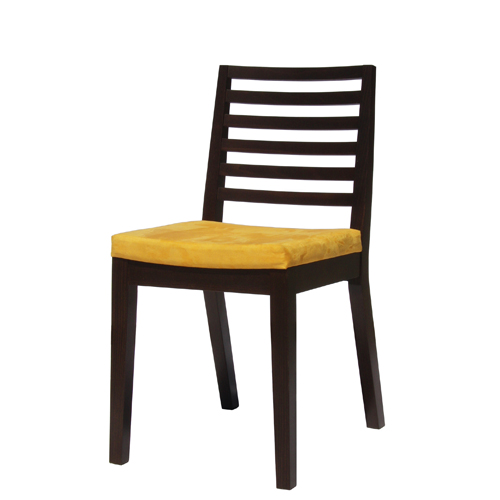 Dřevěné čalouněné židle