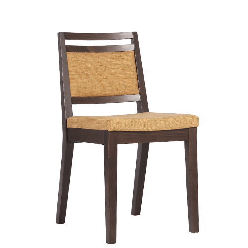 Čalouněné dřevěné židle do restaurace