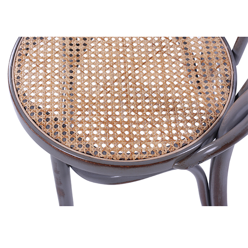 Ohýbané masivní židle