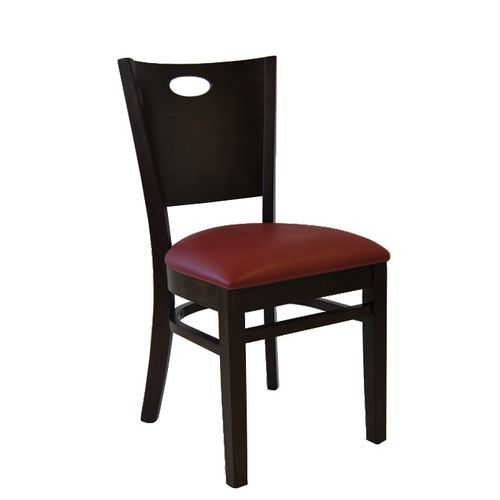 Dřevěné židle do restaurace