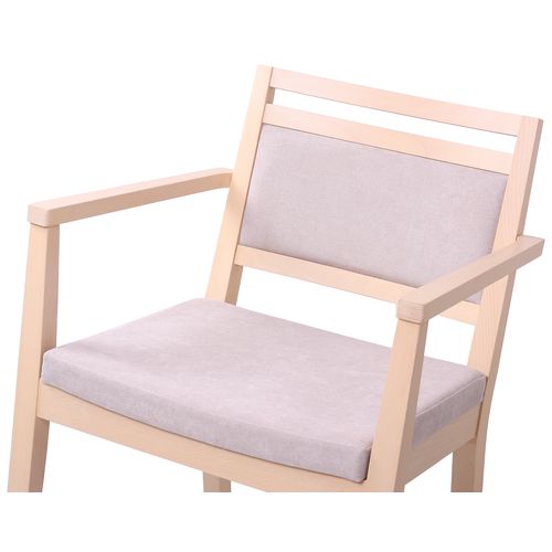 Drevené stoličky s čalúnením
