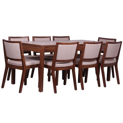 Židle a stoly pro kulturní domy