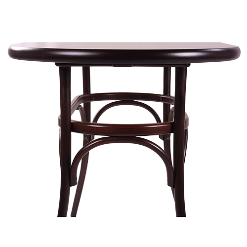 Drevené stoly do reštaurácie