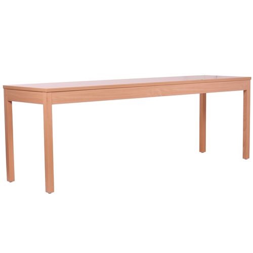 Dlouhé dřevěné stoly