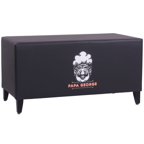 Taburety logo vyšívané