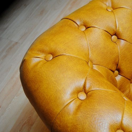 Čalounění typ Chesterfield